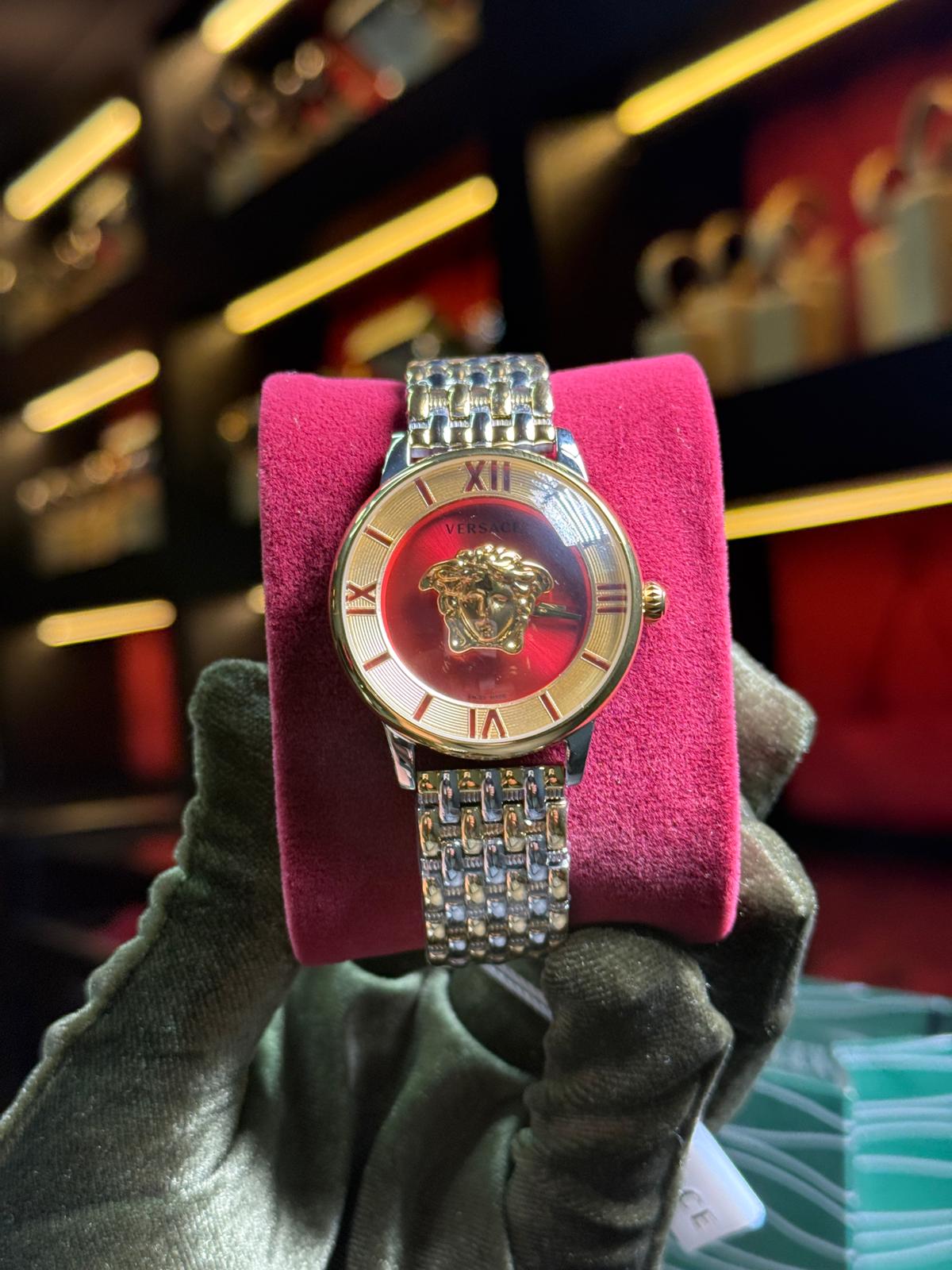 VERSACE